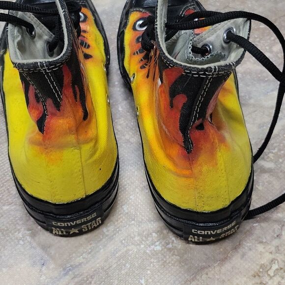 CONVERSE MENS HAND PAINTED ART FLAMES CHUCK TAYLORS SNEAKERS SIZE 5 - Picture 8 of 9